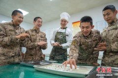 武警桂林支队：军营闹元宵 忠诚护平安